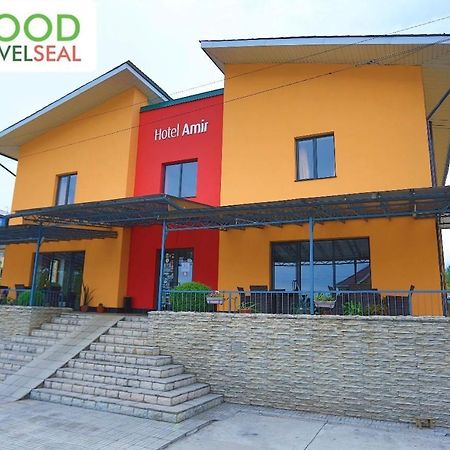 Amir Hotel Karakol Kültér fotó